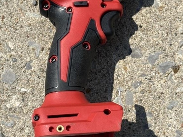 milwaukee-quarter-inch-compact,-brushless-hex-image-2