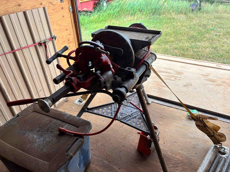ridgid-300-threader-image-3