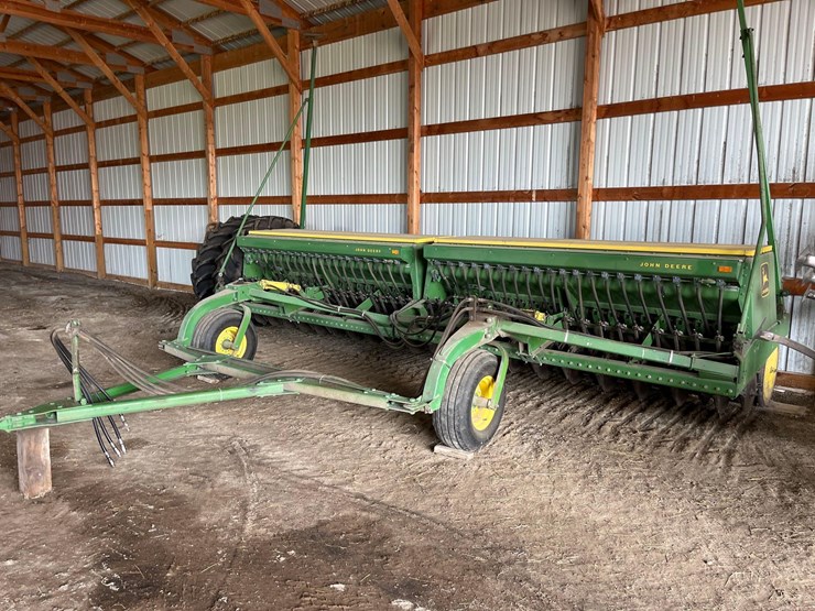 john-deere-9300-image-1