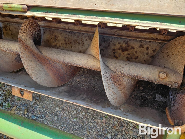 john-deere-15-image-19