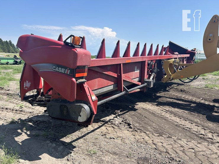 case-ih-2412-image-3