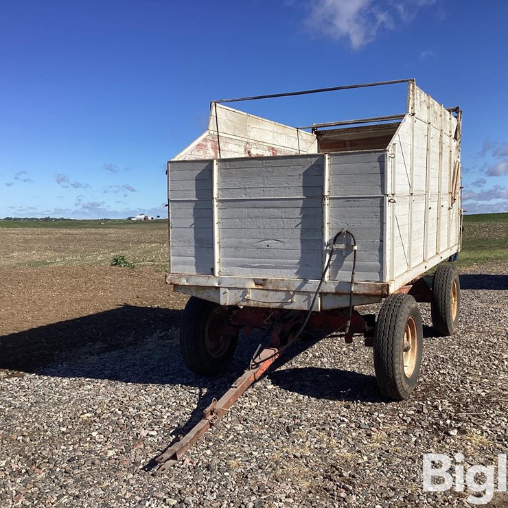 Westendorf M-10 Silage Wagon