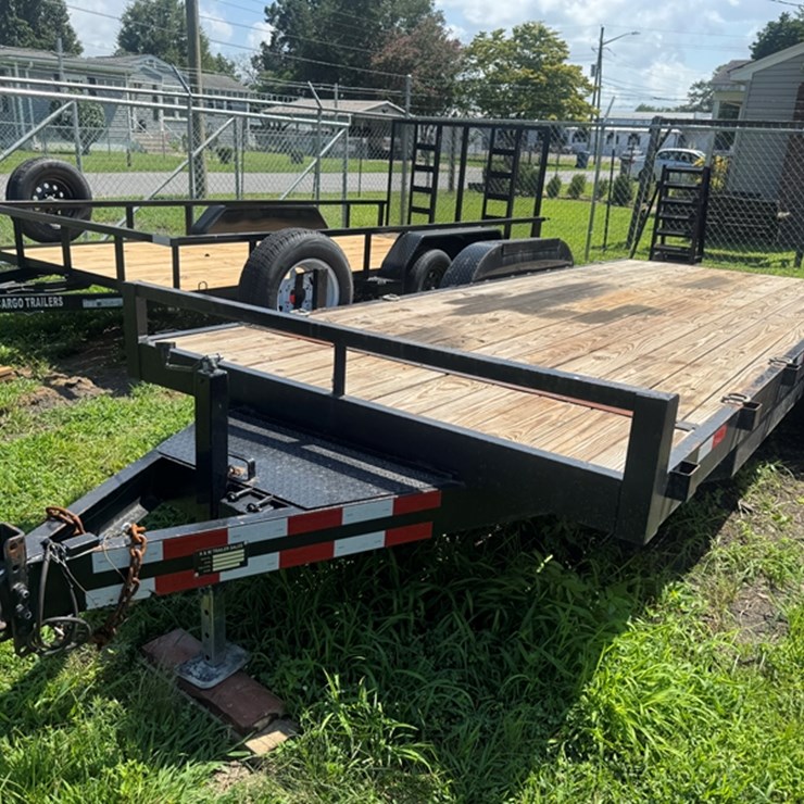 2019 20' X 6.5' DIAL AXLE UTILITY EQUIPMENT TRAILER WITH FOLDING RAMPS 1D9BU2023KG460819