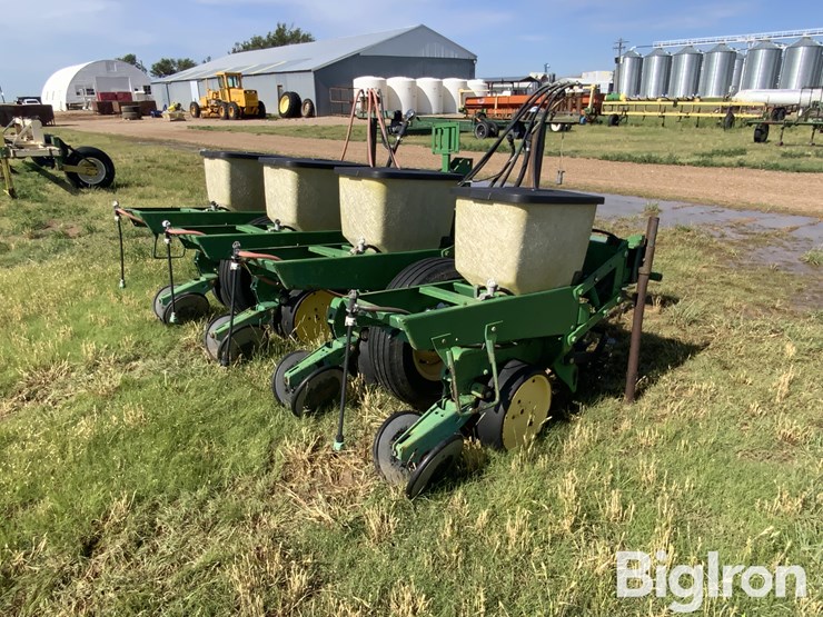 john-deere-7100-image-5