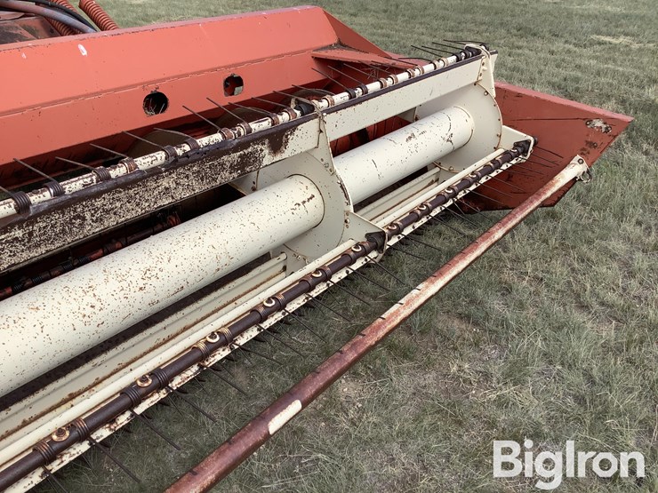 hesston-6600-image-16