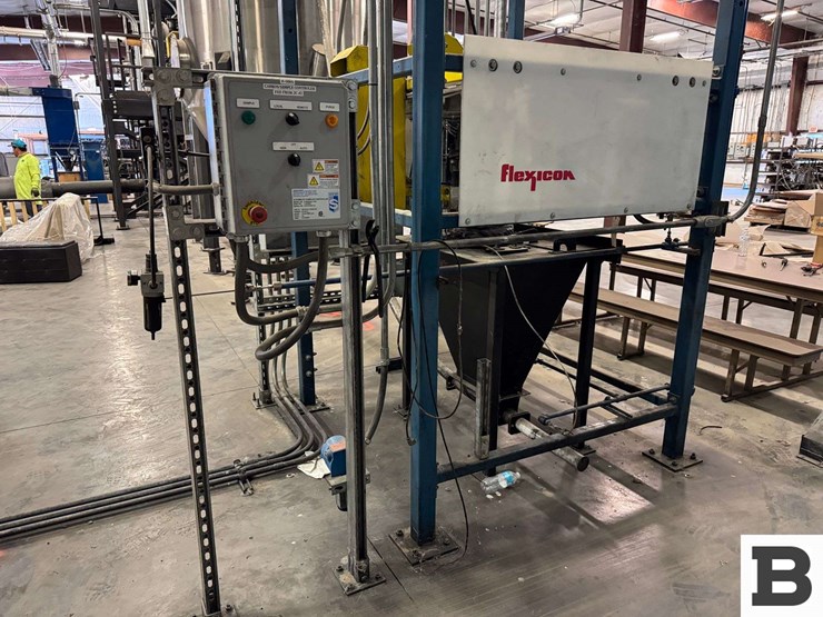 flexicon-super-sack-discharge-station-image-15