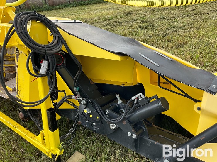2013-john-deere-770-image-18