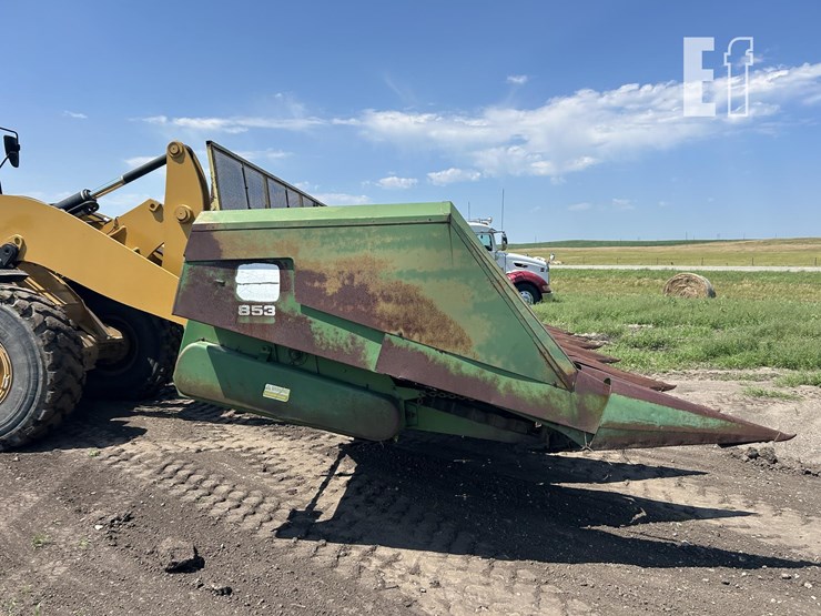 john-deere-853-image-6
