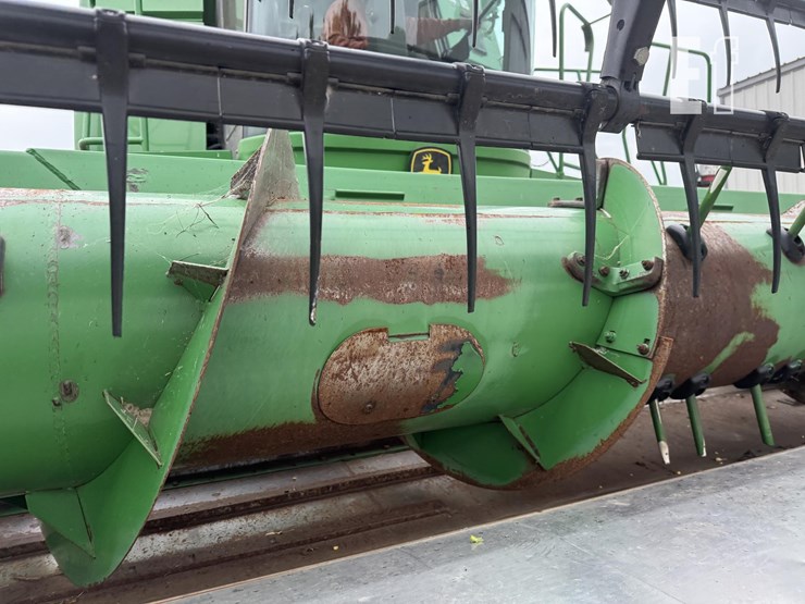 john-deere-635f-image-13