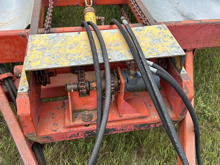 morris-8-bale-mover-258-image-14