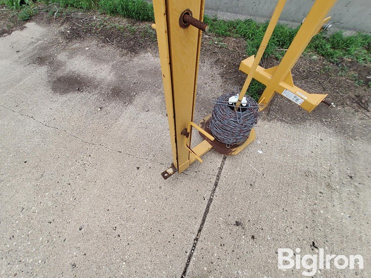 tarter-wire-fence-stretcher/unroller-image-11