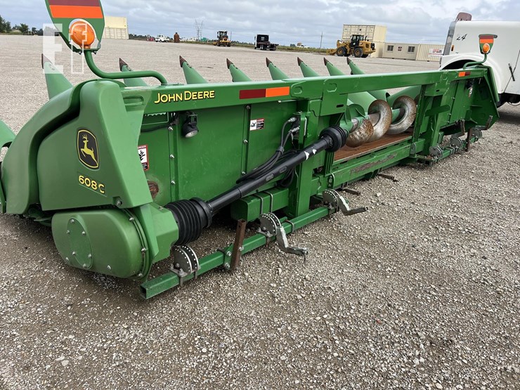 2013-john-deere-608c-image-8