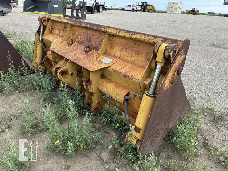 cat-2.38-yard-clam-bucket-image-4