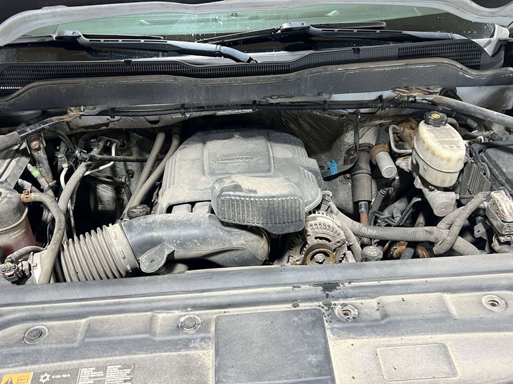 2016-chevrolet-silverado-2500hd-image-23