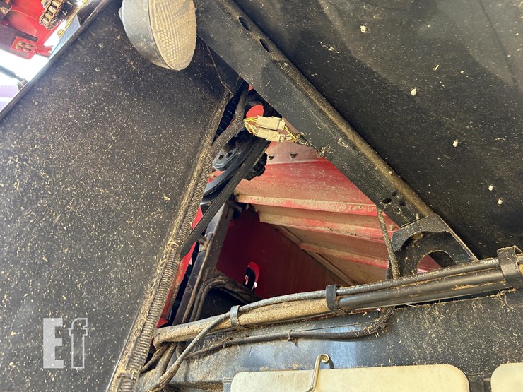 2007-case-ih-7010-image-49