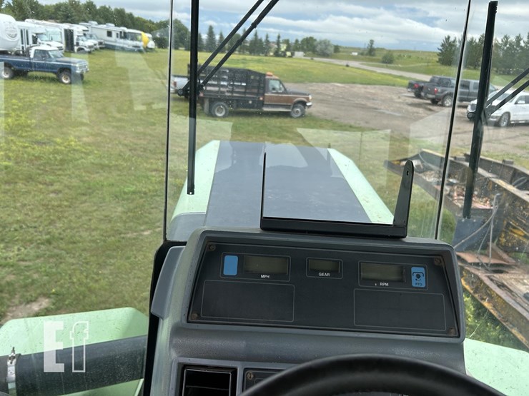steiger-lion-1000-image-41