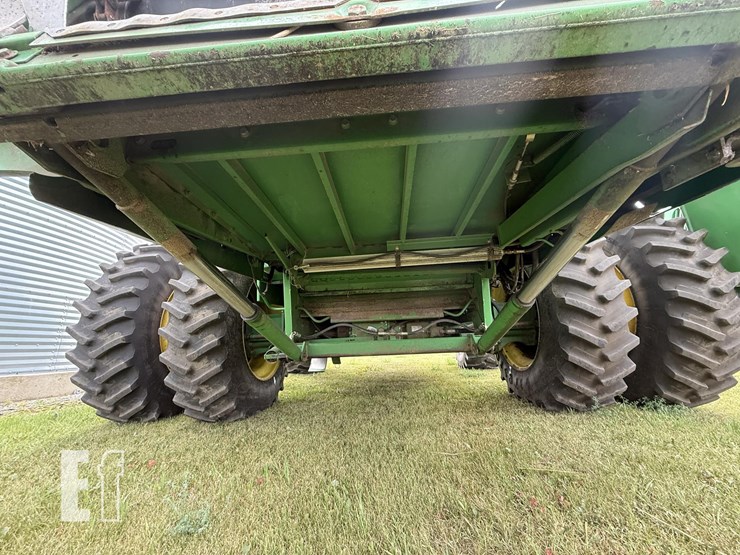 2001-john-deere-9750-image-11