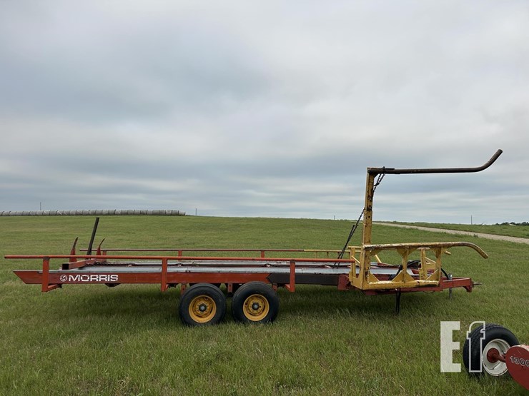 morris-8-bale-mover-258-image-2