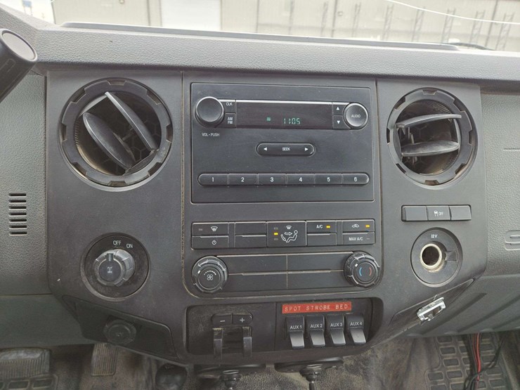 2011-ford-f350-sd-image-17
