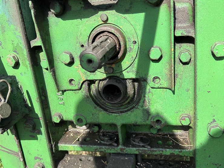 john-deere-2010-image-20