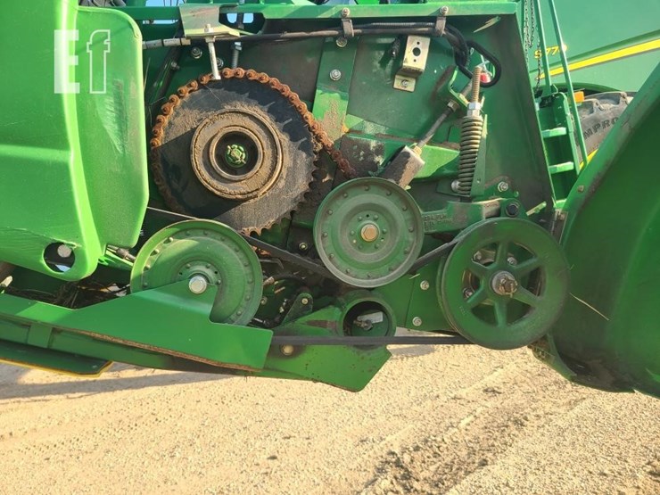 2011-john-deere-635f-image-11