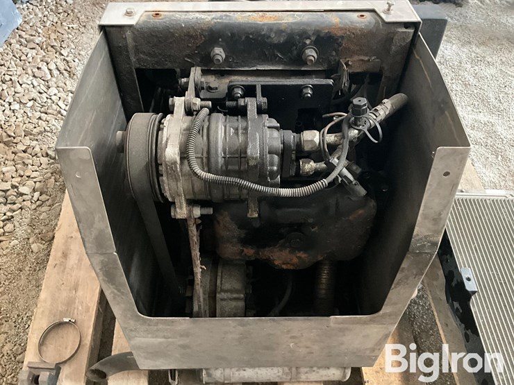 thermo-king-tripac-truck-tractor-apu-image-20