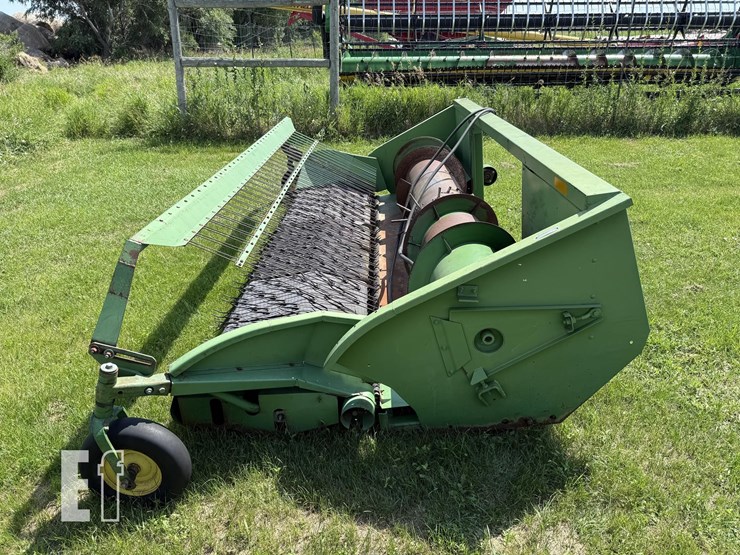 john-deere-212-image-3
