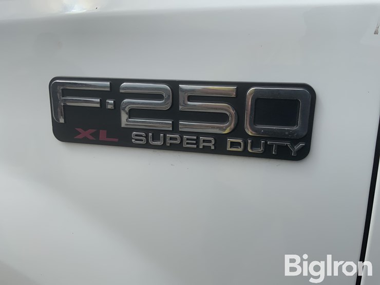 2004-ford-f250-xl-image-12