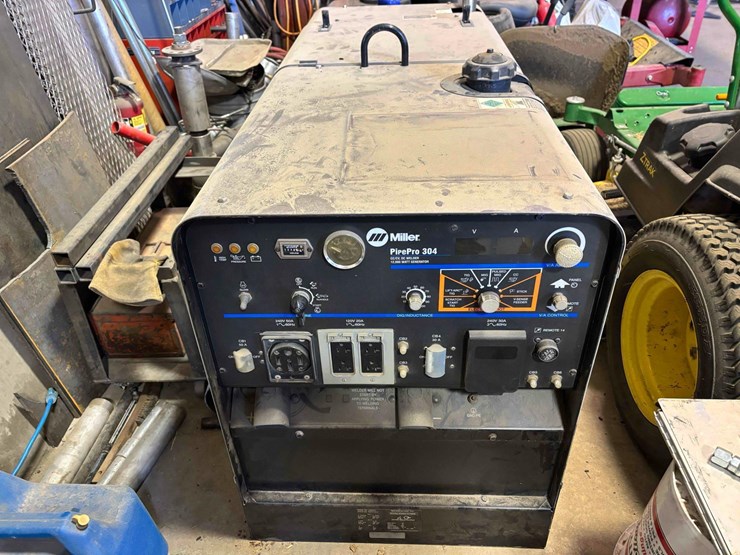miller-pipe-pro-304-welder/generator-image-1