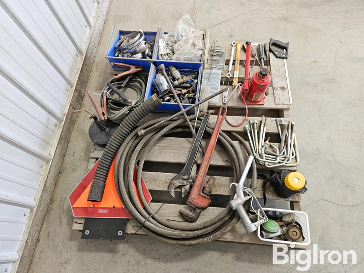 pallet-of-misc.-tools,-parts,-&-fasteners-image-4