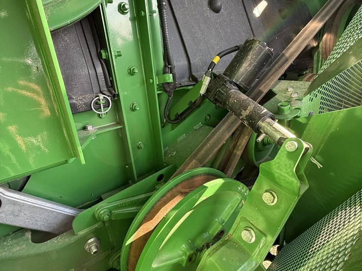 2021-john-deere-s780-image-47