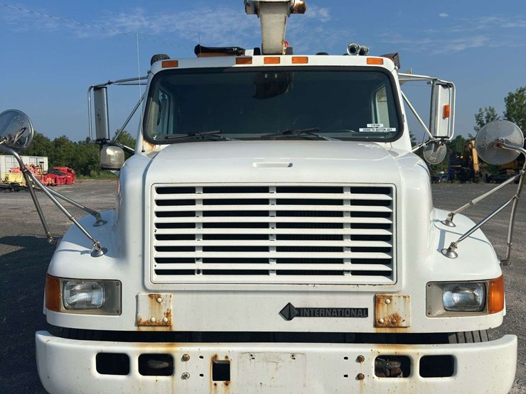 2000-international-4900-image-7