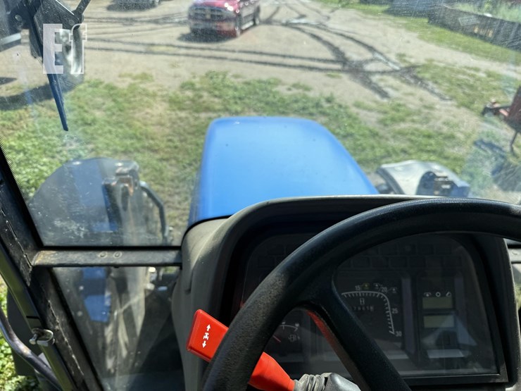 2006-new-holland-tm155-image-34