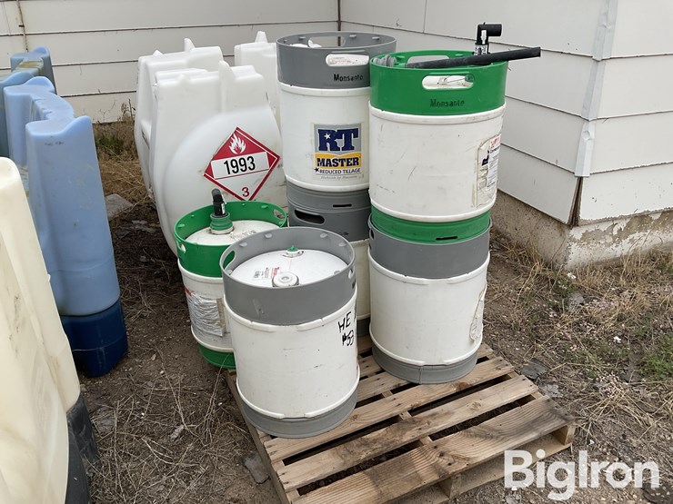 poly-chemical-totes-image-9