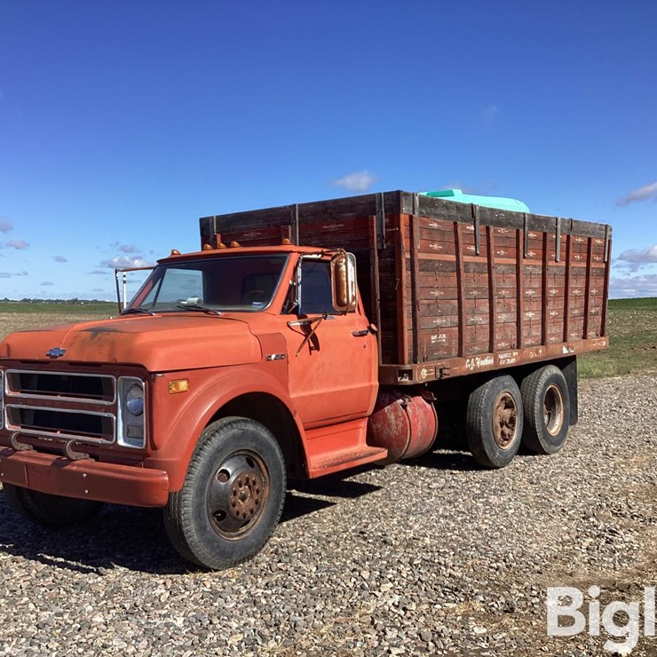 1972 CHEVROLET C50