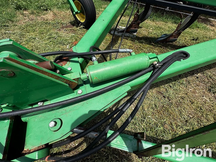 john-deere-3710-image-11