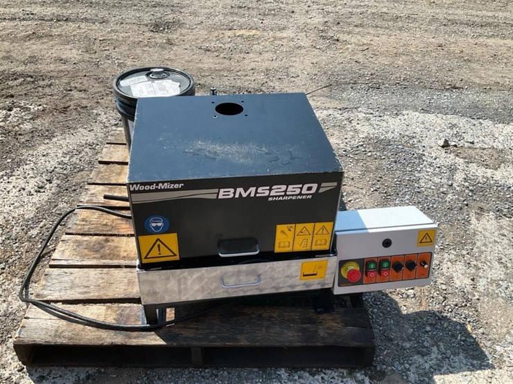 #110b-•-2019-wood-mizer-bms250au-automatic-band-sharpener-image-1