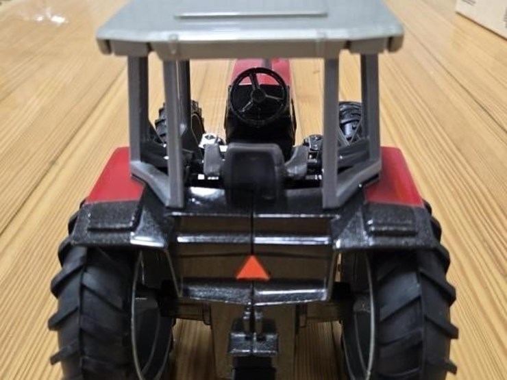 massey-ferguson-3070-image-5