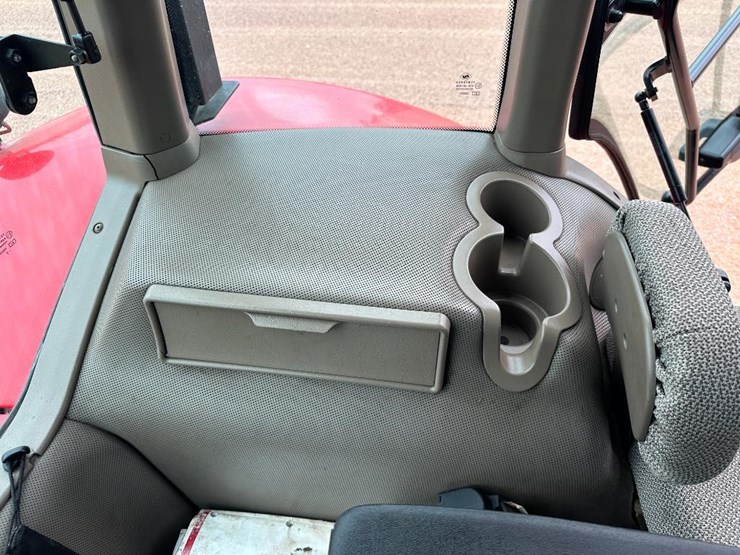 2017-case-ih-magnum-250-image-59