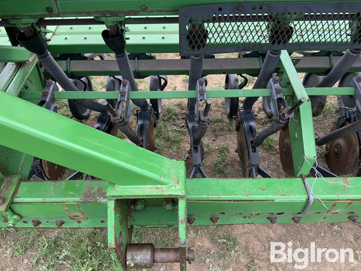 john-deere-520-image-20
