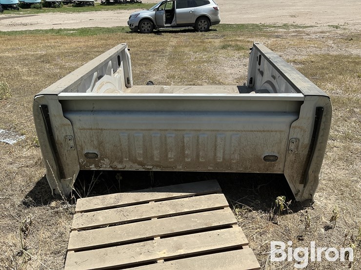 ford-super-duty-pickup-box-image-2