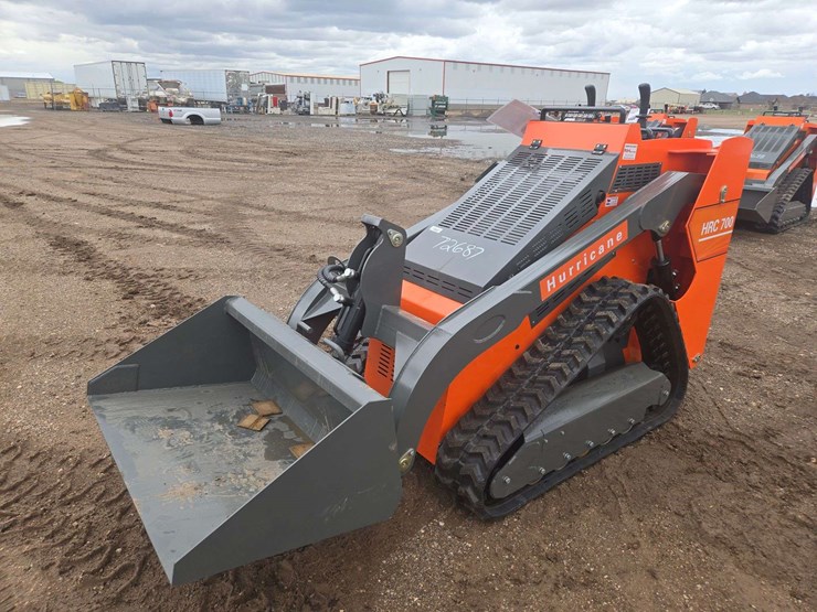 2024-hrc700-hurricane-mini-skid-steer-image-1