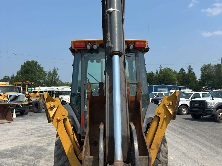 2009-deere-310sj-image-5