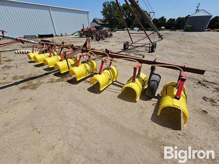 3-pt-hooded-row-crop-sprayer-image-5