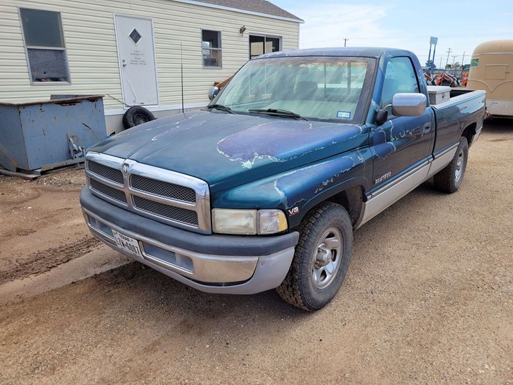 1994-dodge-ram-1500-image-1