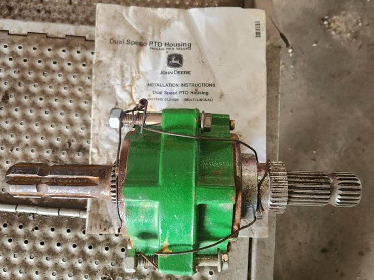 2010-john-deere-8245r-image-21