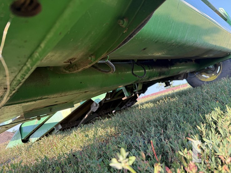 john-deere-3975-image-30