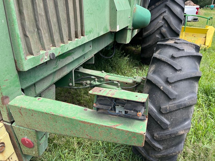 john-deere-6950-image-40