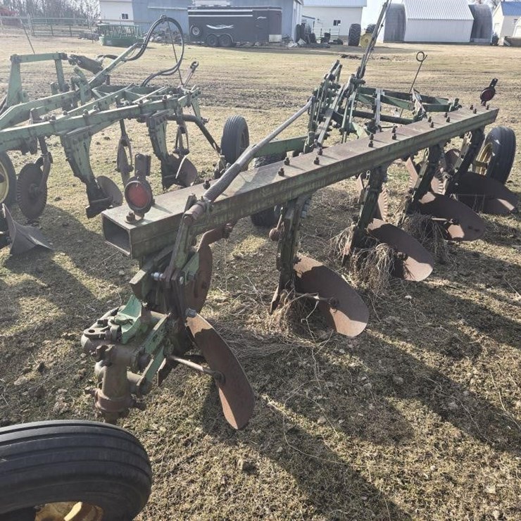 JOHN DEERE 5