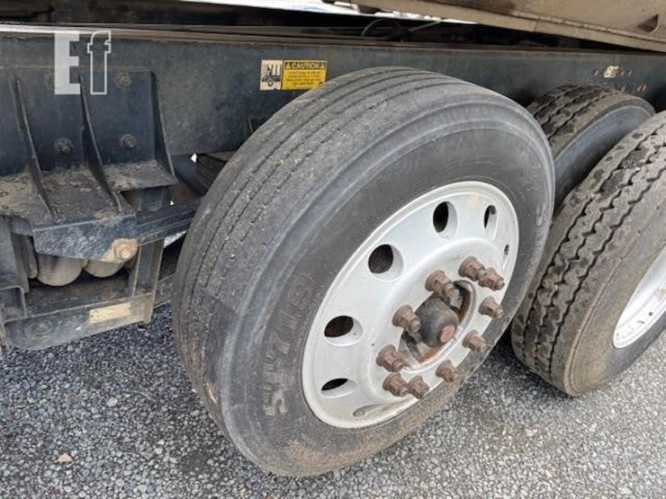 2006-kenworth-t800-image-28